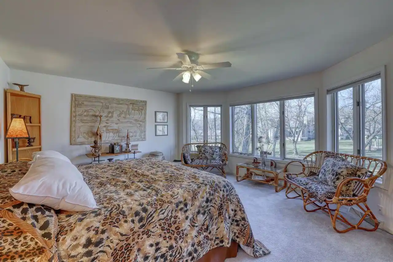 4th image of W304N2356 N Westwind Dr Dr #6A, Pewaukee, WI 53072 | MLS# 1966911