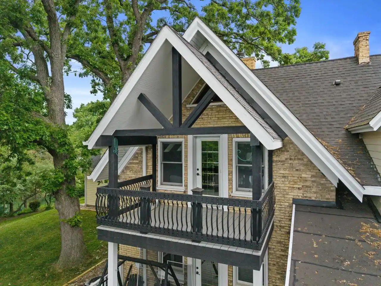 Photo 3 of Single family home for sale at 3609 Waterbury Lane Lane, Racine, WI 53403 | MLS# 1966952 | Listing updated on 2026-07-21