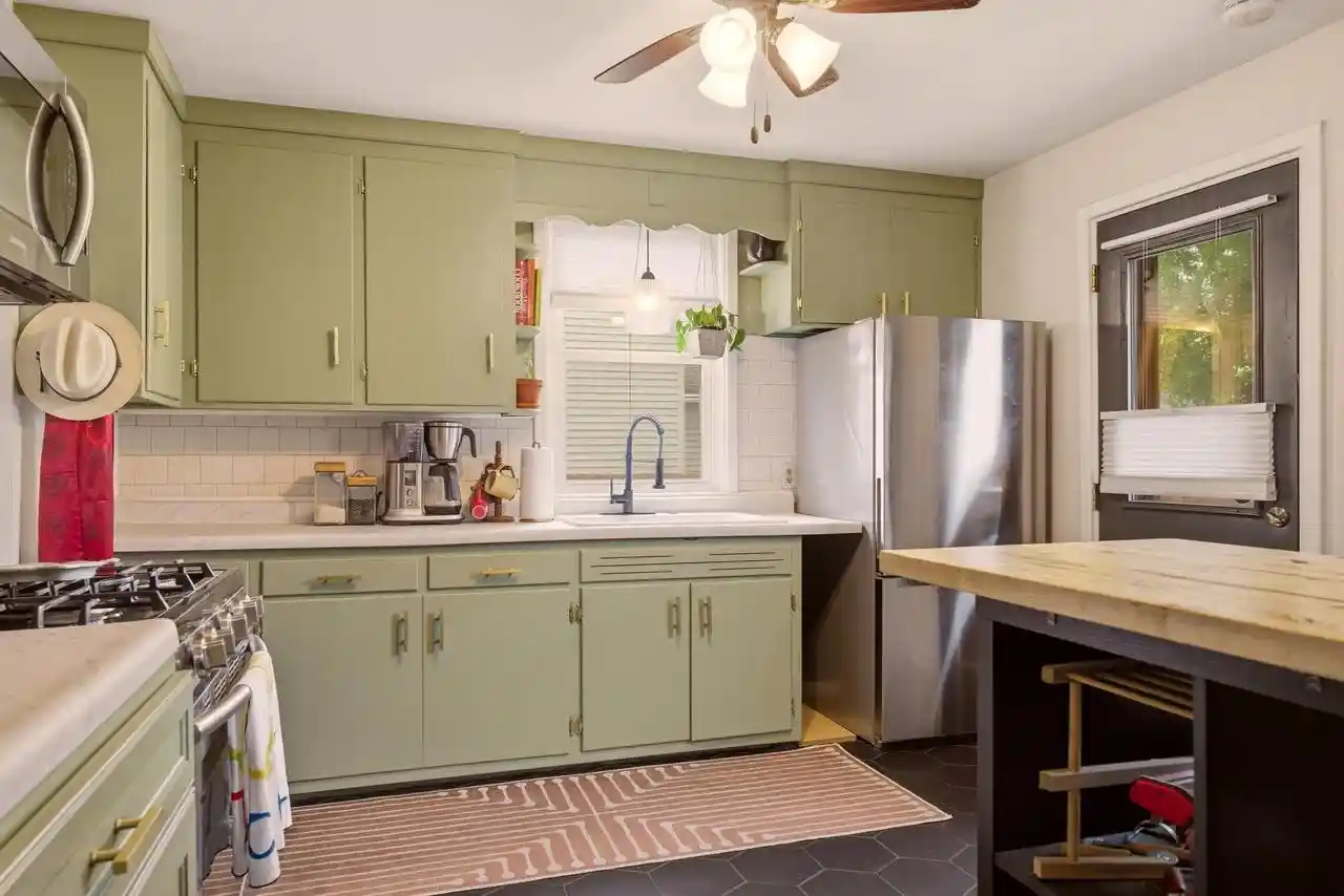 2nd image of 410 21st Street S Street S, La Crosse, WI 54601 | MLS# 1966958