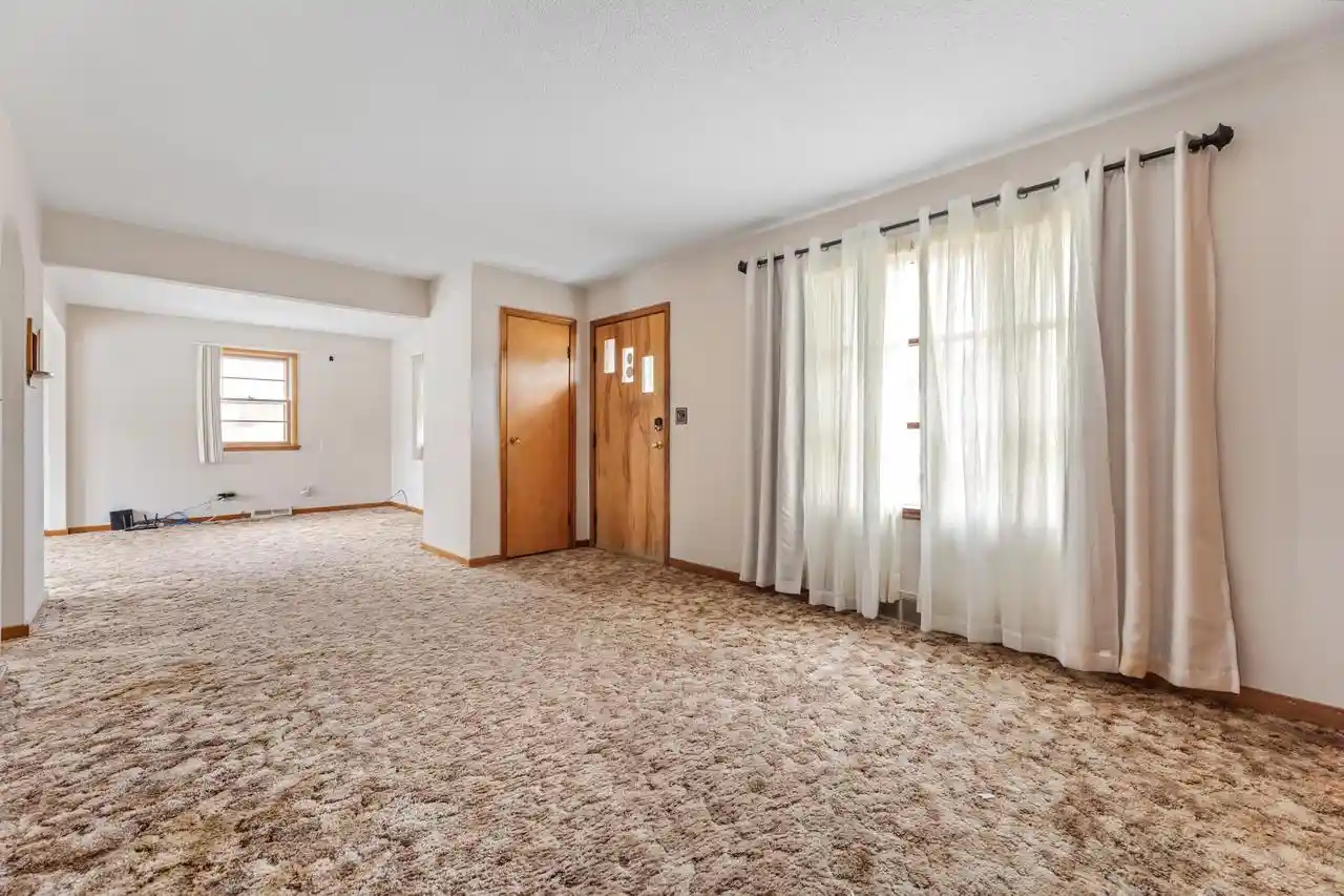 Photo 3 of Sale Pending at 1908 23Rd Street Street, La Crosse, WI 54601 | MLS# 1966972 | Listing updated on 2026-09-11