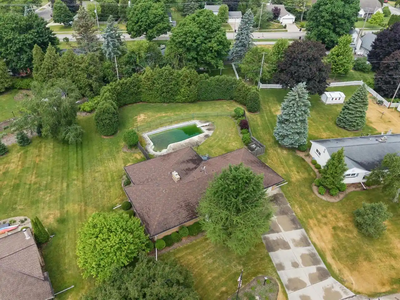 Homes for sale in Thiensville, WI | 409 Vernon Avenue Avenue, Thiensville, WI 53092 | MLS# 1966973