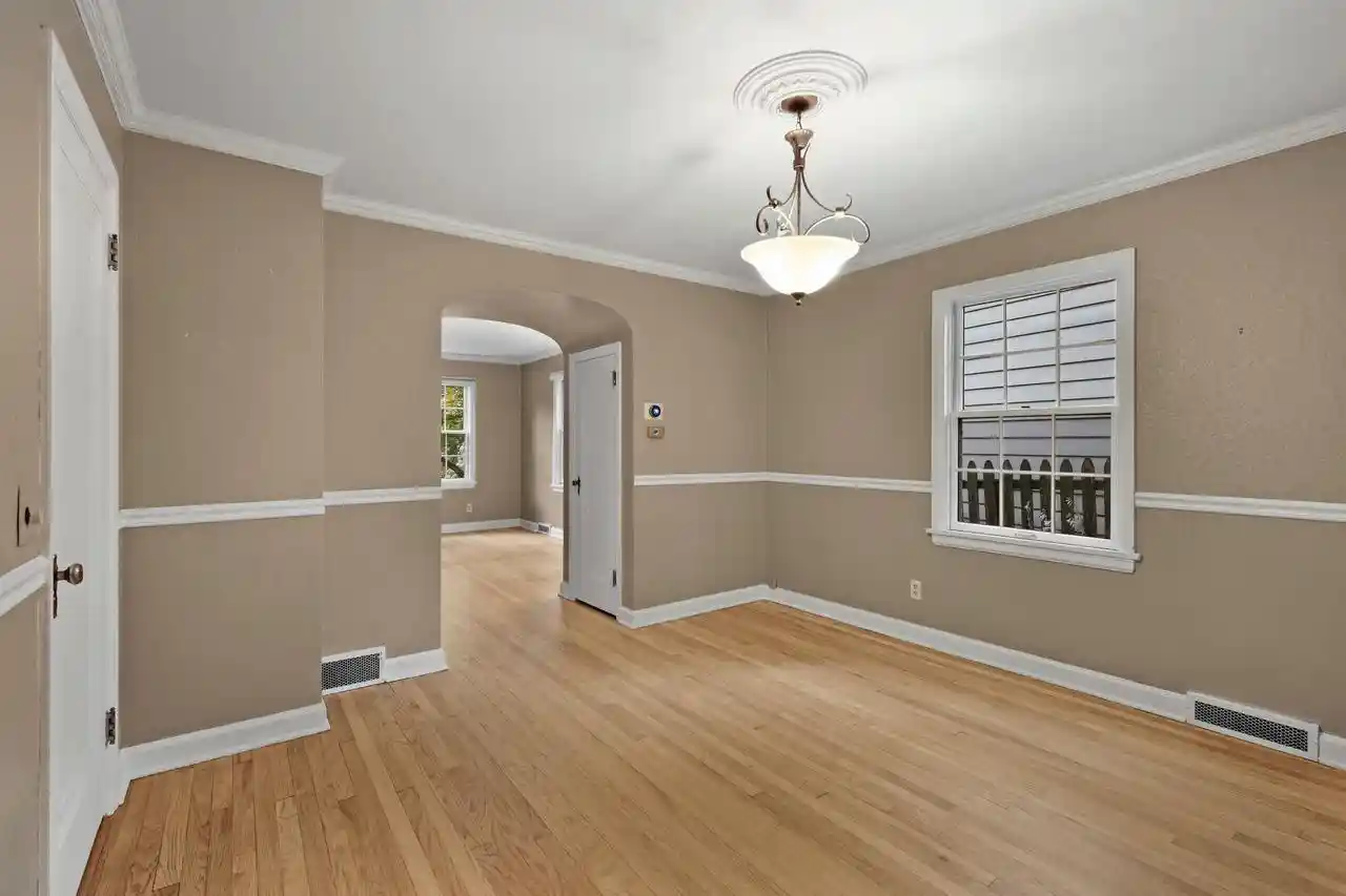 5th image of 4138 Hiawatha Dr Dr, Madison, WI 53711 | MLS# 2025701