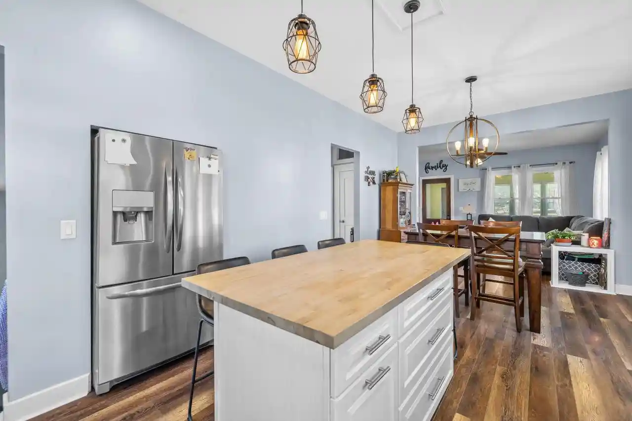 Homes for sale in Silver Lake, WI | 204 E North Street Street, Silver Lake, WI 53170 | MLS# 1966988