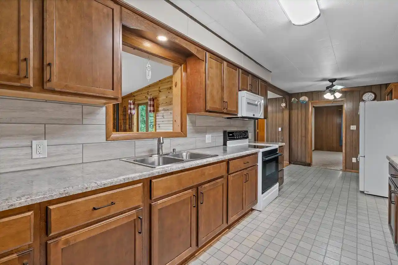 Homes for sale in Allenton, WI | 6544 Mohawk Road Road, Allenton, WI 53002 | MLS# 1967012
