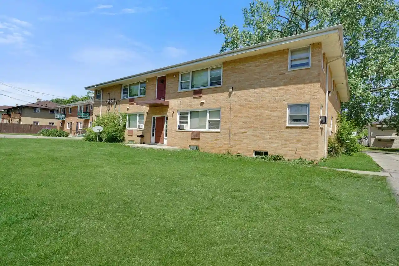 Photo 3 of Multi family home for sale at 4701 N 52Nd Street Street, Milwaukee, WI 53218 | MLS# 1967020 | Listing updated on 2026-08-21