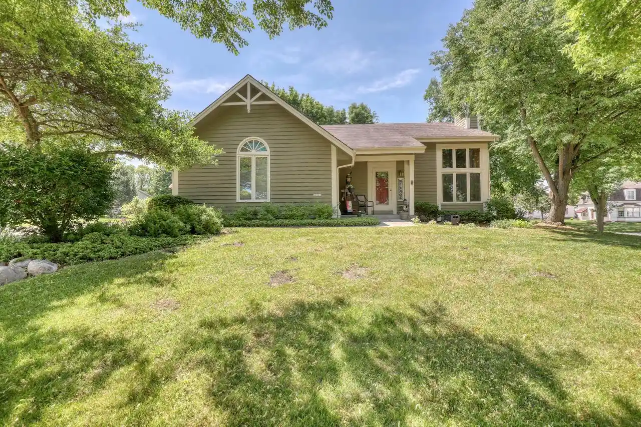 1st image of 10929 W Hope Avenue Avenue, Milwaukee, WI 53222 | MLS# 1967024