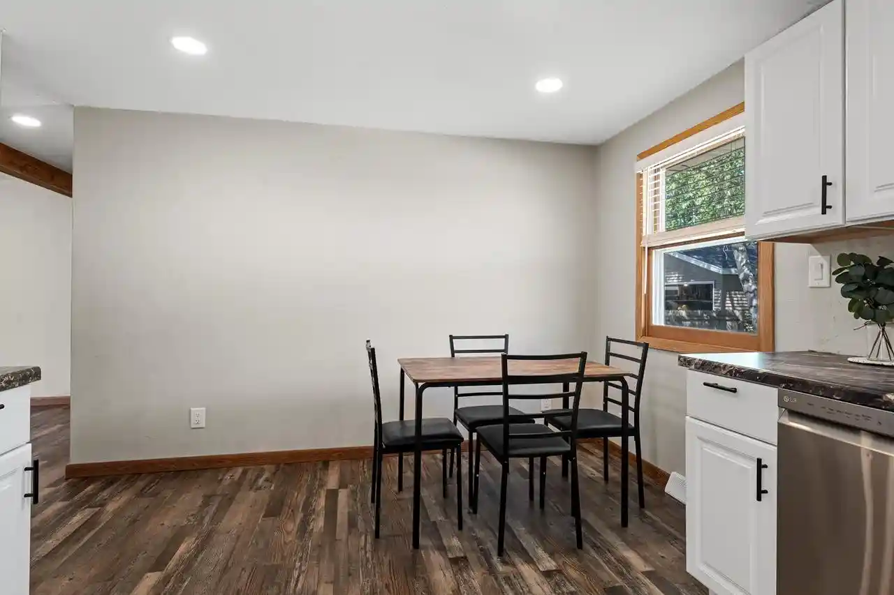 2nd image of 1525 Gross Avenue Avenue, Green Bay, WI 54304 | MLS# 50327329