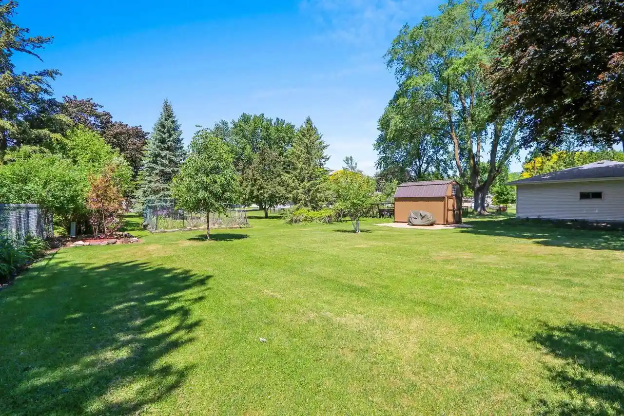 Homes for sale in Winneconne, WI | 118 N 8Th Avenue Avenue, Winneconne, WI 54986 | MLS# 50327346