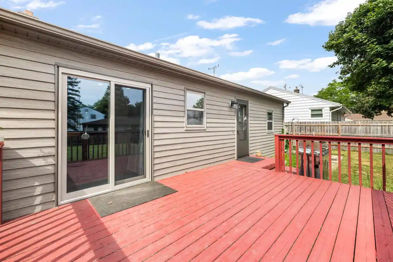 Homes for sale in Slinger, WI | 218 E Washington Street Street, Slinger, WI 53086 | MLS# 1967062