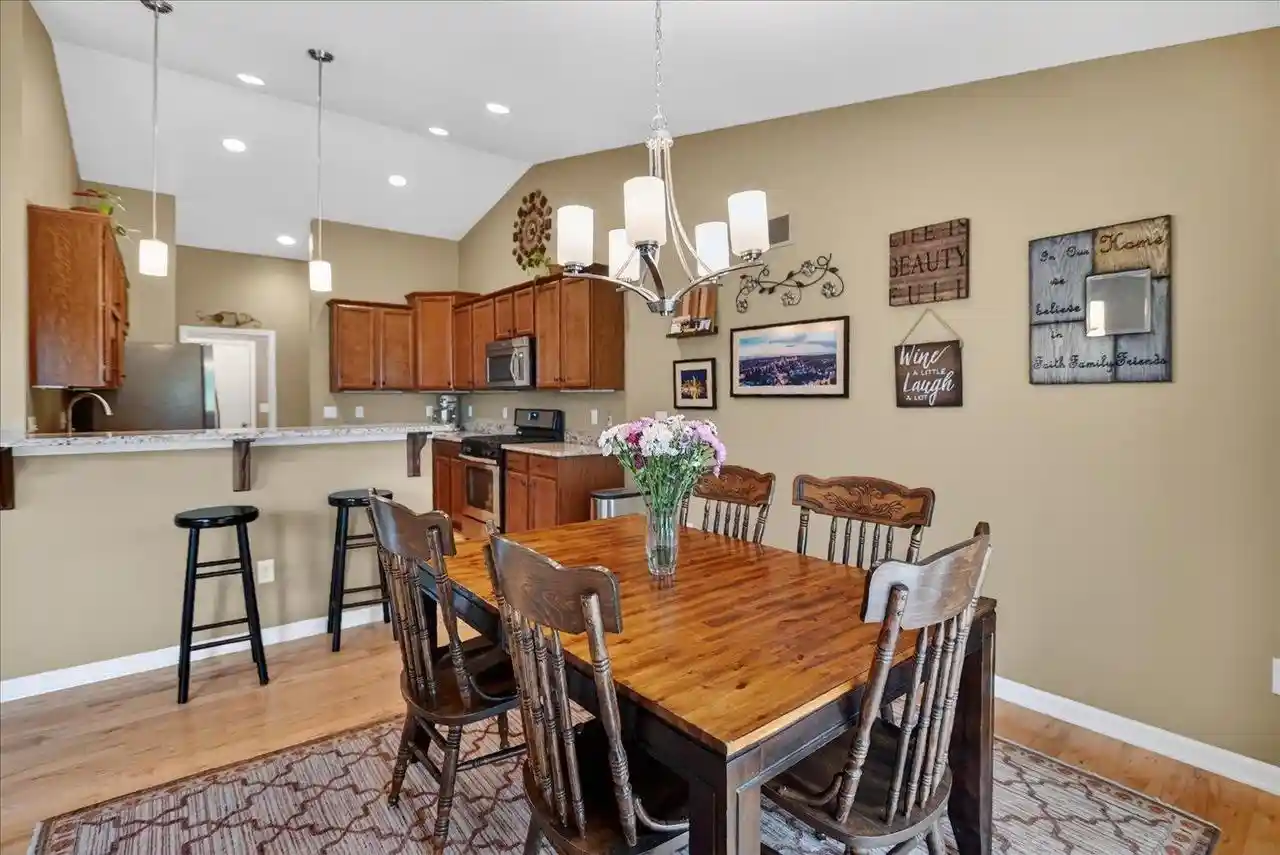 Photo 4 of Sale Pending at 965 N Perry Parkway Parkway, Oregon, WI 53575 | MLS# 2025719 | Listing updated on 2026-09-03