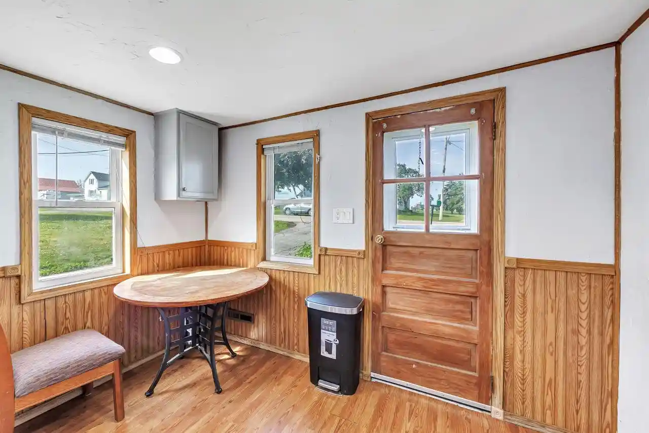 Homes for sale in Pulaski, WI | W1570 County Road C, Pulaski, WI 54162 | MLS# 50327354