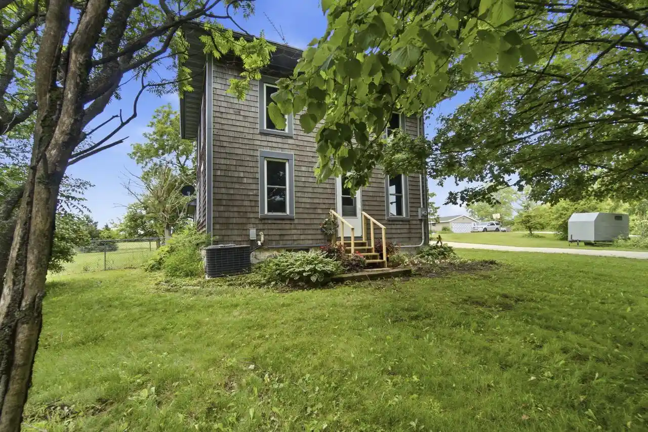Homes for sale in Lomira, WI | W2995 County Road Y Road Road, Lomira, WI 53048 | MLS# 1967081