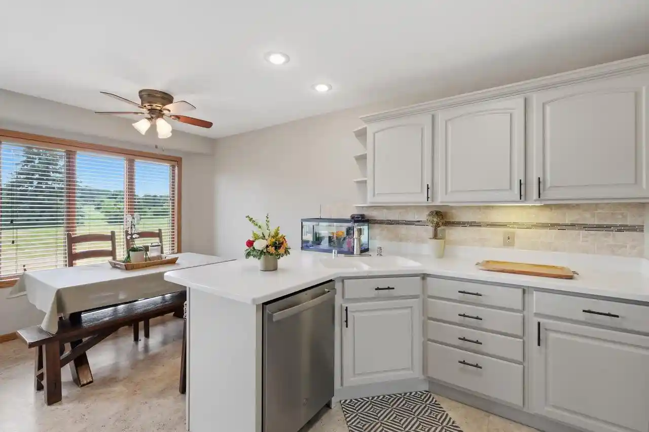 2nd image of 376 Concord Dr Dr, Oregon, WI 53575 | MLS# 2025726