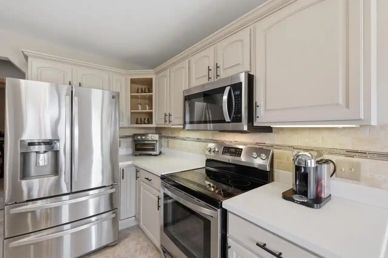 4th image of 376 Concord Dr Dr, Oregon, WI 53575 | MLS# 2025726