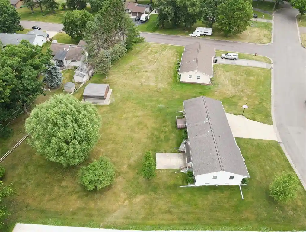 3rd image of 922 Auth Street Street, Durand, WI 54736 | MLS# 1602170