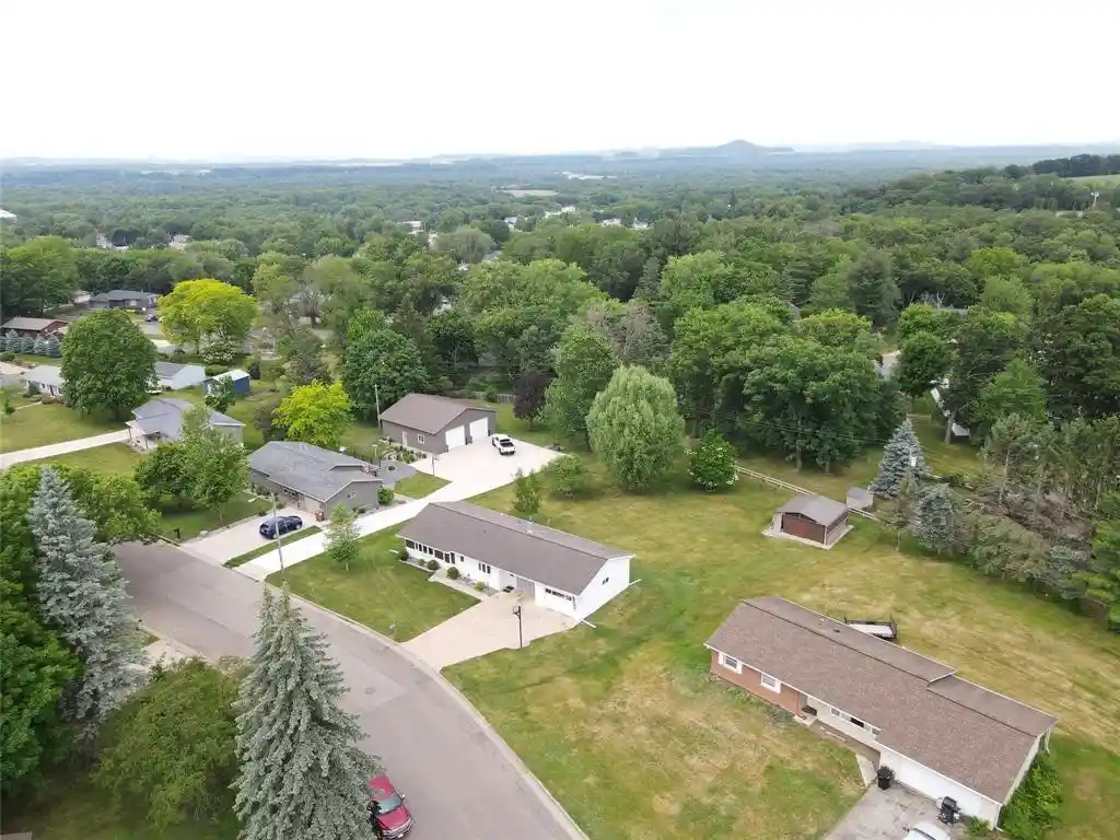 4th image of 922 Auth Street Street, Durand, WI 54736 | MLS# 1602170