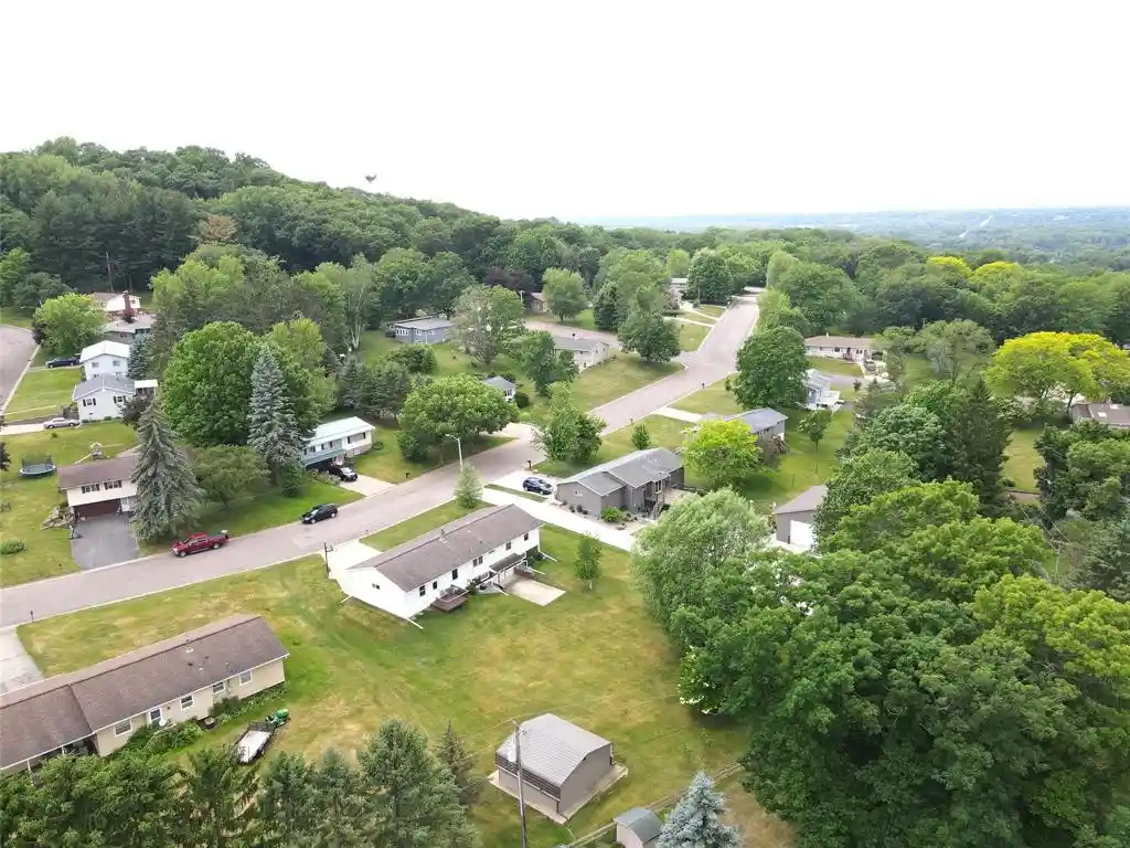 5th image of 922 Auth Street Street, Durand, WI 54736 | MLS# 1602170