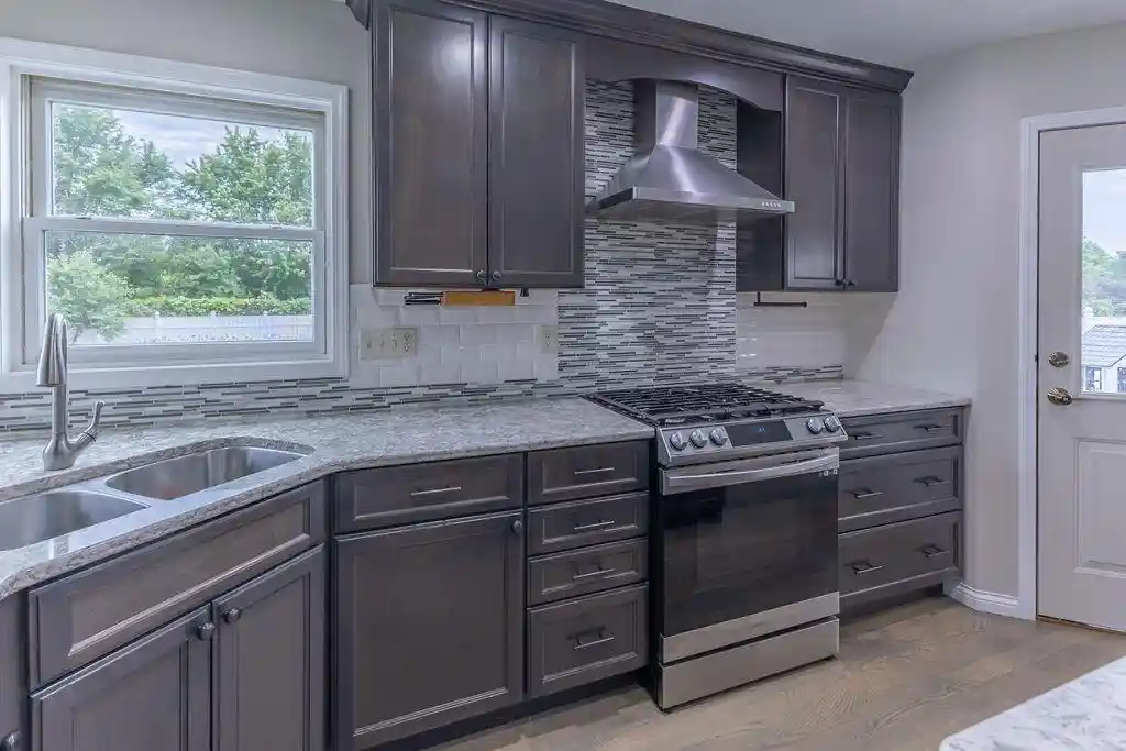 3rd image of 1500 Cliffview Avenue Avenue, Onalaska, WI 54650 | MLS# 1967131