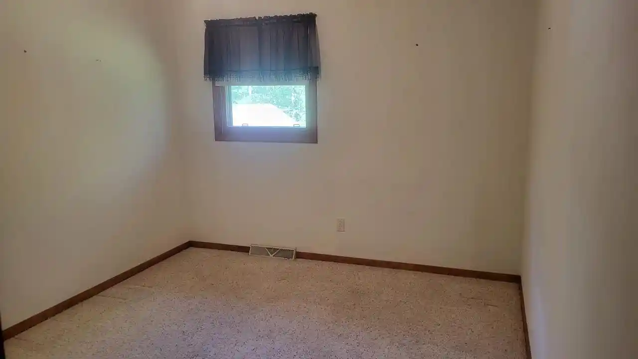 4th image of 9332 Deer Lake Road Road, Crivitz, WI 54114 | MLS# 50327379