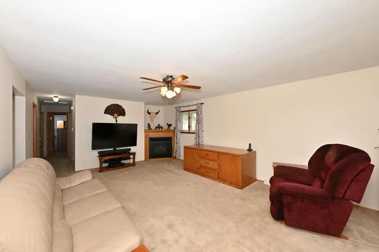 Homes for sale in South Milwaukee, WI | 1605 Williams Avenue Avenue, South Milwaukee, WI 53172 | MLS# 1967133