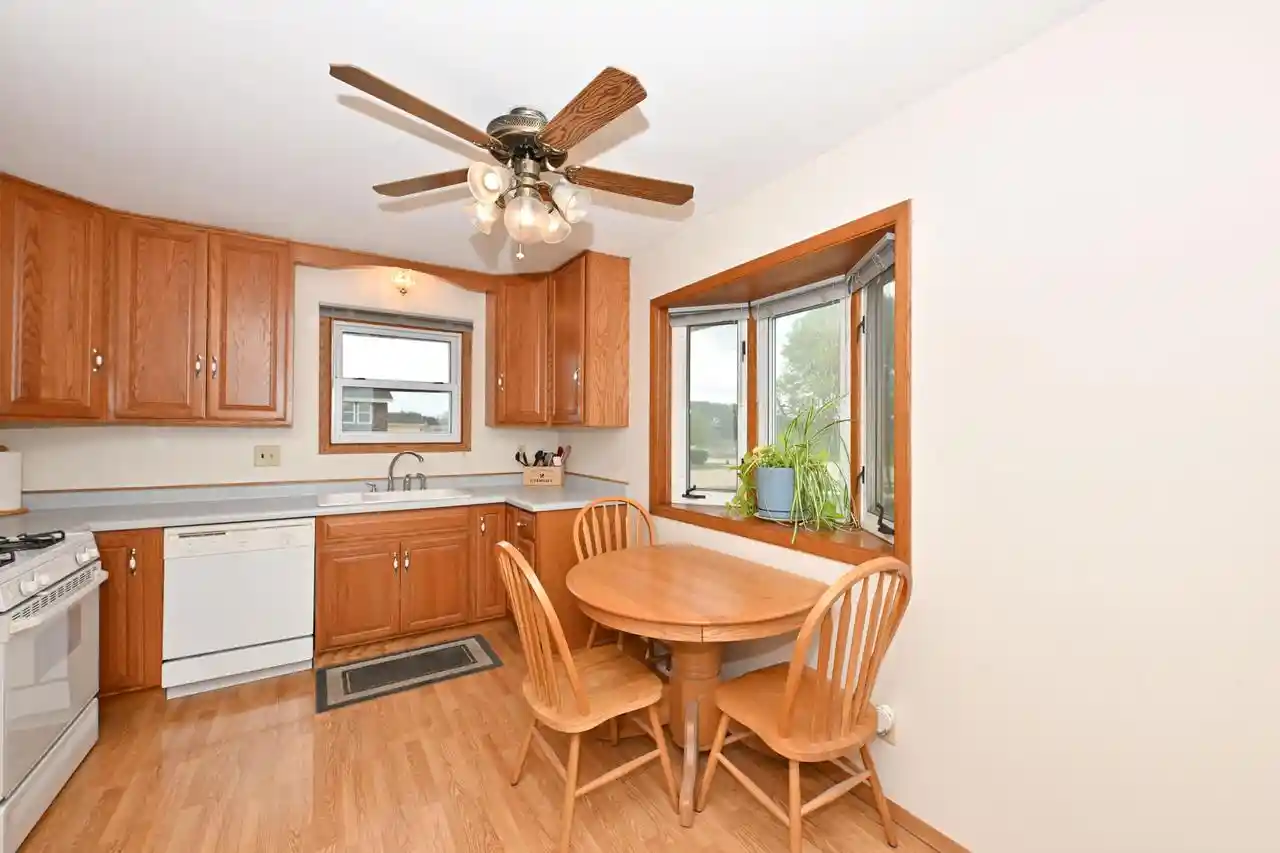 Homes for sale in South Milwaukee, WI | 1605 Williams Avenue Avenue, South Milwaukee, WI 53172 | MLS# 1967133