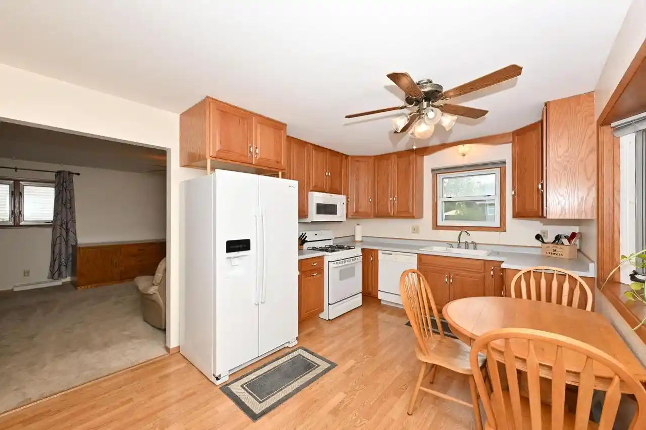 Homes for sale in South Milwaukee, WI | 1605 Williams Avenue Avenue, South Milwaukee, WI 53172 | MLS# 1967133