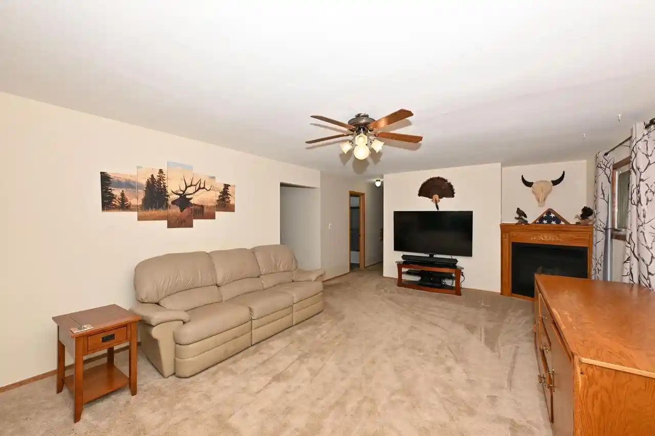 Homes for sale in South Milwaukee, WI | 1605 Williams Avenue Avenue, South Milwaukee, WI 53172 | MLS# 1967133