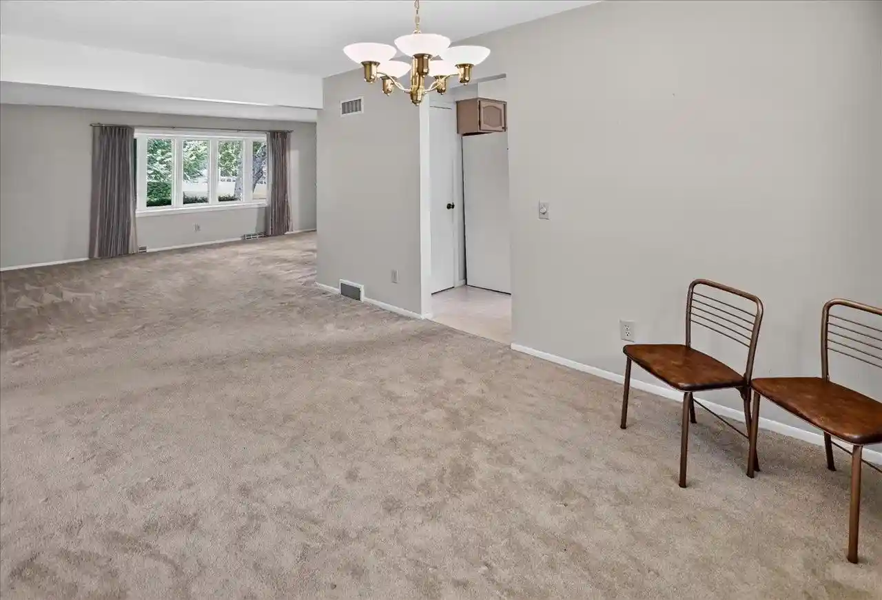 Photo 2 of Single family home for sale at 3306 Kingston Dr Dr, Madison, WI 53713 | MLS# 2025760 | Listing updated on 2026-09-15