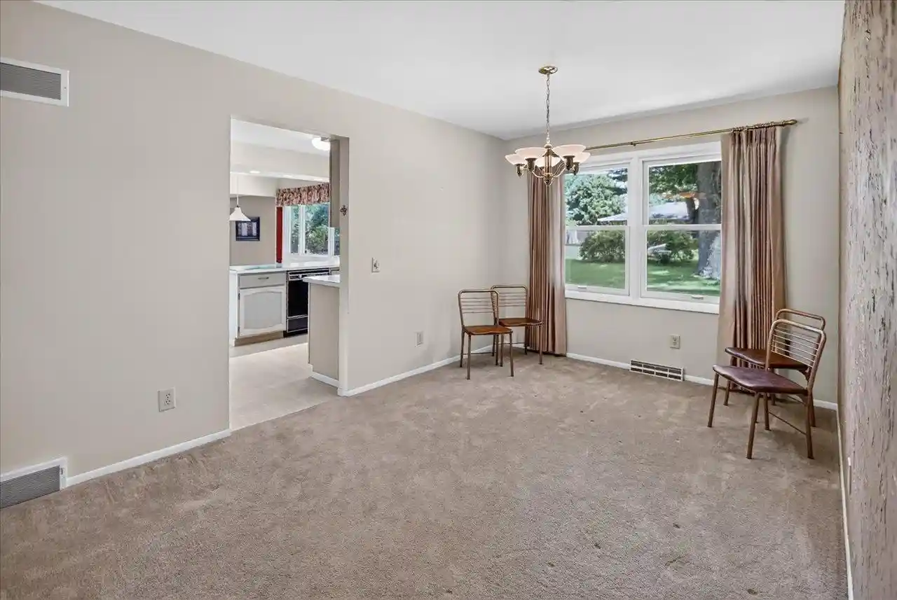 Photo 3 of Single family home for sale at 3306 Kingston Dr Dr, Madison, WI 53713 | MLS# 2025760 | Listing updated on 2026-09-15