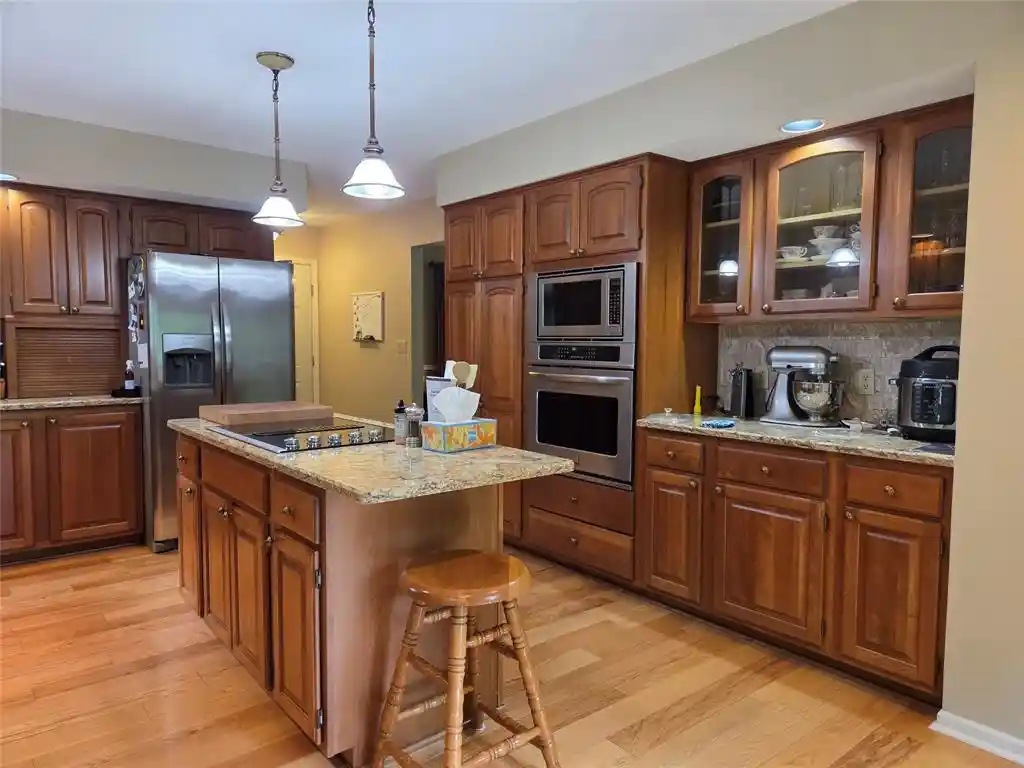 2nd image of 724 Pine Pl Pl, Rice Lake, WI 54868 | MLS# 1602221