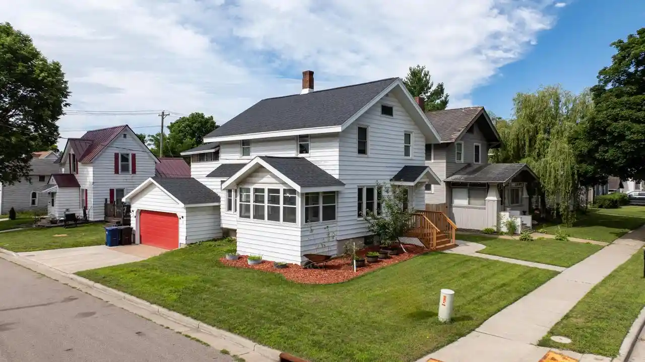 Homes for sale in Sparta, WI | 319 E Main Street Street #419 W Montgomery St, Sparta, WI 54656 | MLS# 1967160
