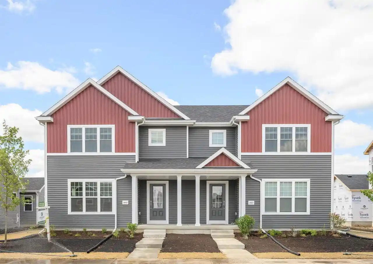Photo 1 of Single family home for sale at 1043 Merri Hill Dr Dr, Oregon, WI 53575 | MLS# 2025775 | Listing updated on 2026-08-14