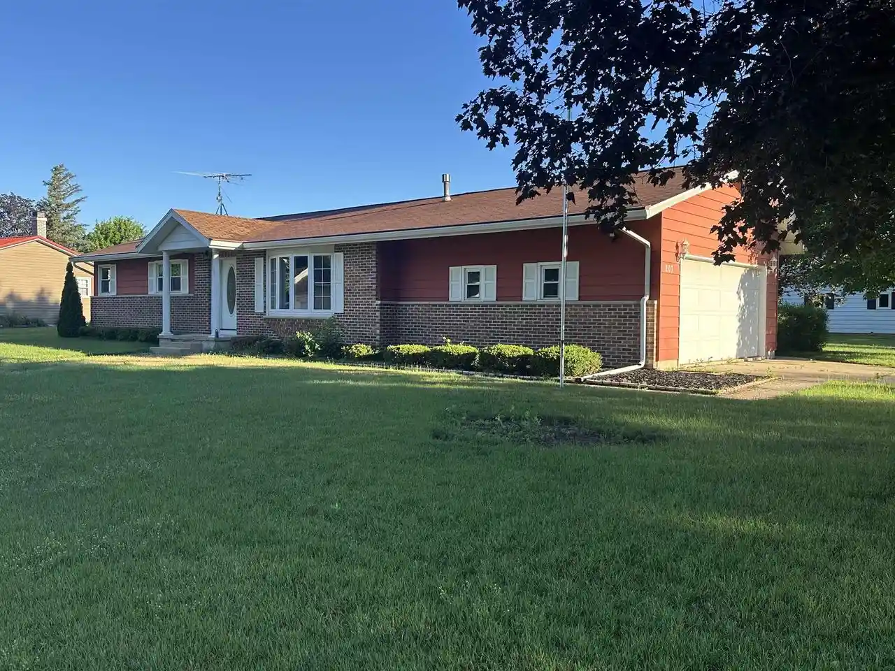 Homes for sale in Brodhead, WI | 207 Cedar Avenue Avenue, Brodhead, WI 53520 | MLS# 2025777