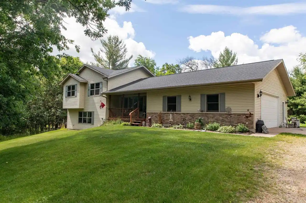 1st image of W7961 County Rd E, Oxford, WI 53952 | MLS# 2025785