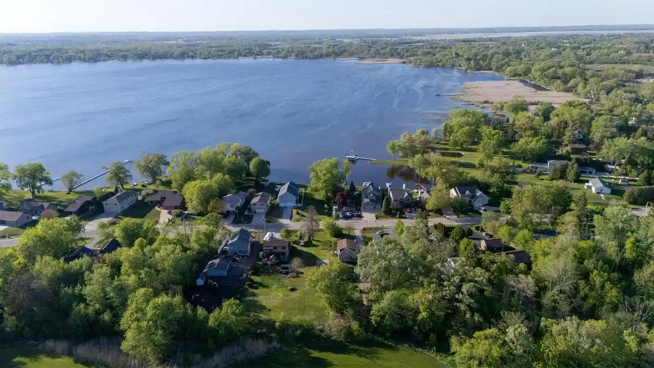 2nd image of 7427 Wind Lake Road E Road E, Waterford, WI 53185 | MLS# 1967202