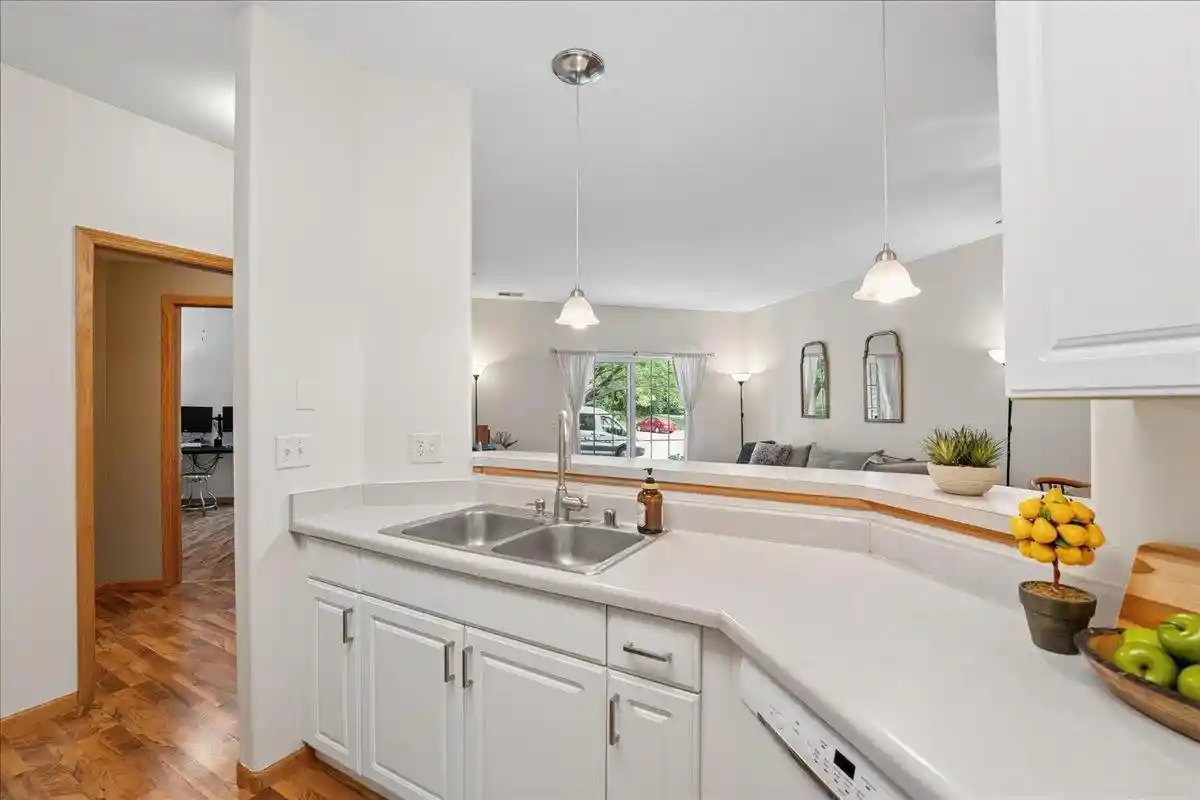 4th image of 18 Kings Mill Circle Circle #111, Madison, WI 53718 | MLS# 2025786