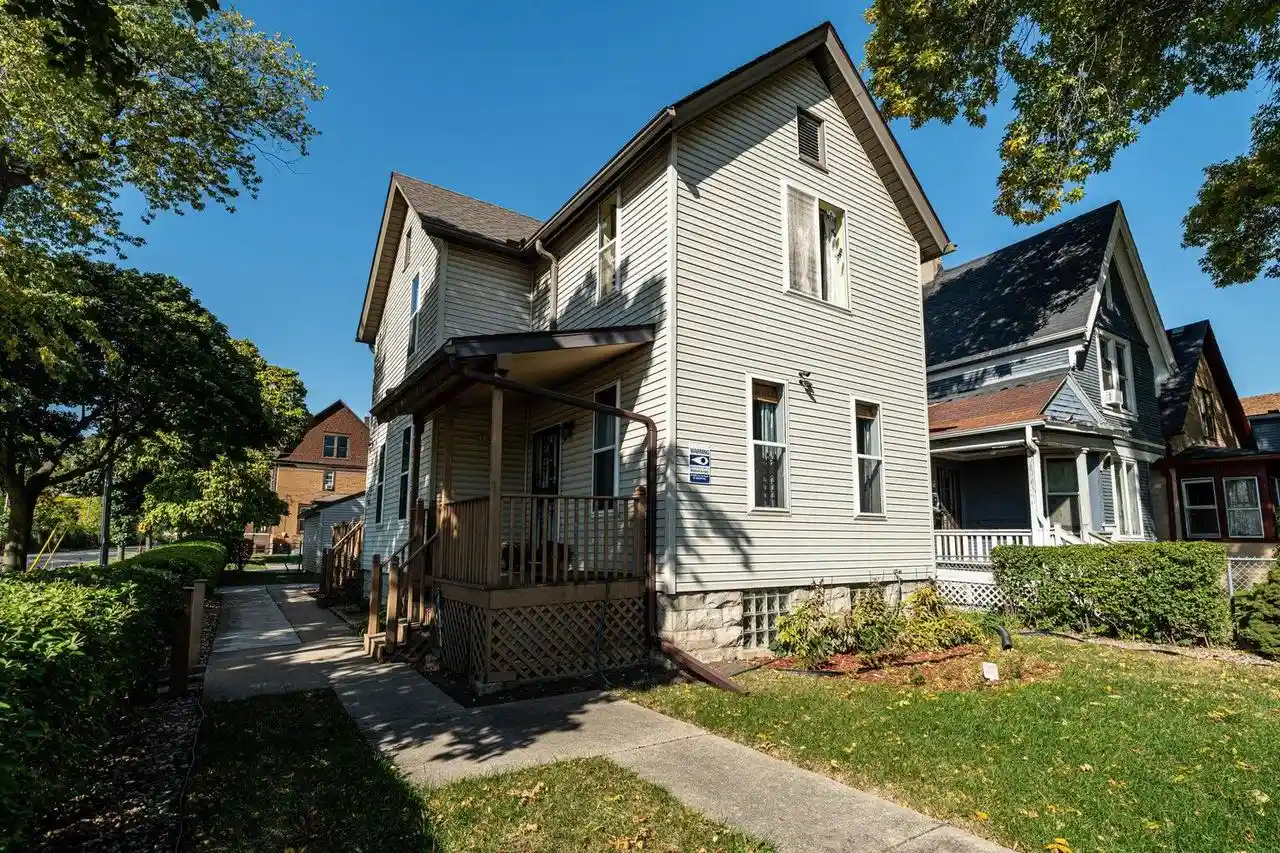 Photo 3 of Single family home for sale at 201 N 36th Street Street, Milwaukee, WI 53208 | MLS# 1967206 | Listing updated on 2026-09-10