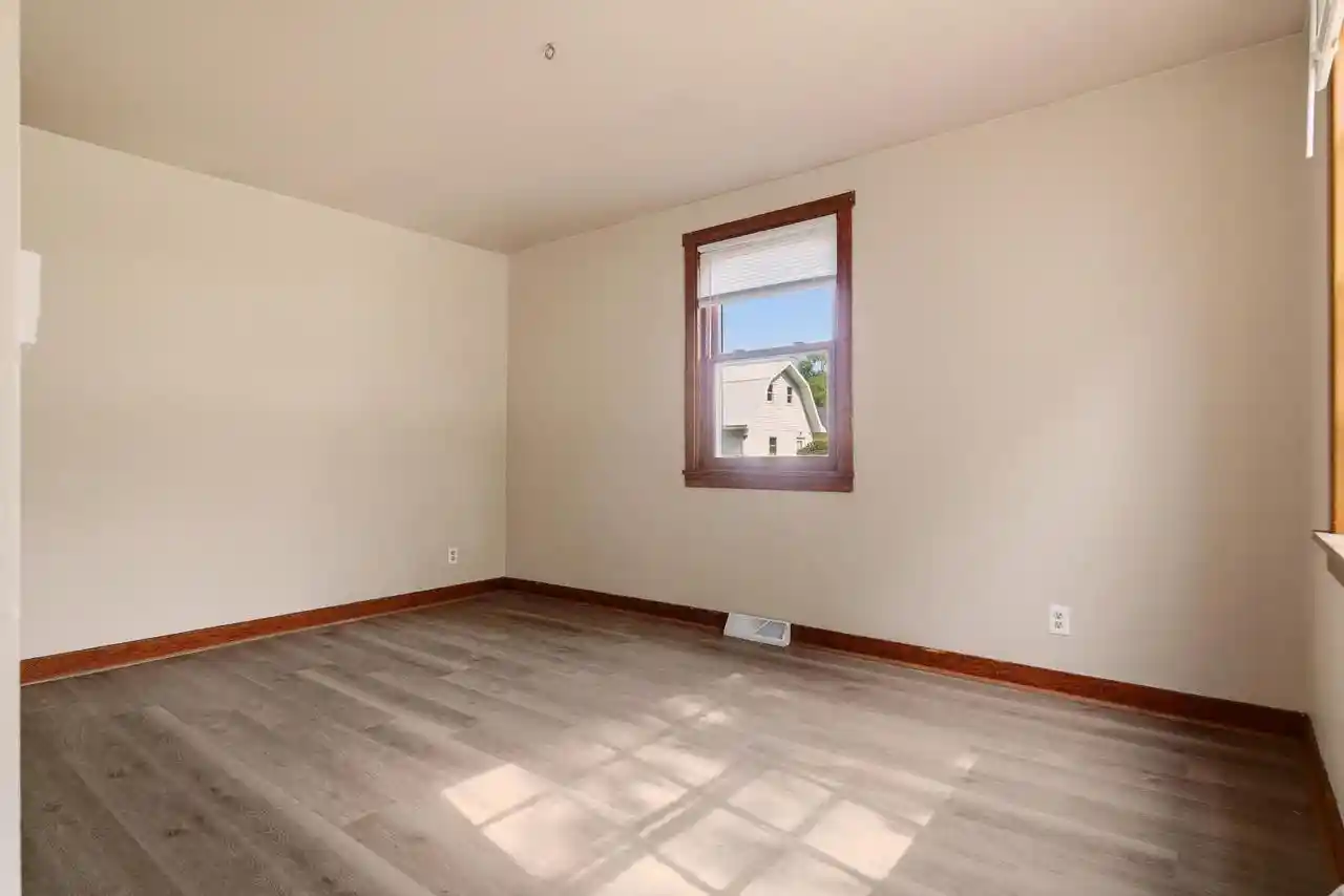 Photo 3 of Single family home for sale at 2737 Hamilton Street Street, La Crosse, WI 54603 | MLS# 1967217 | Listing updated on 2026-09-17