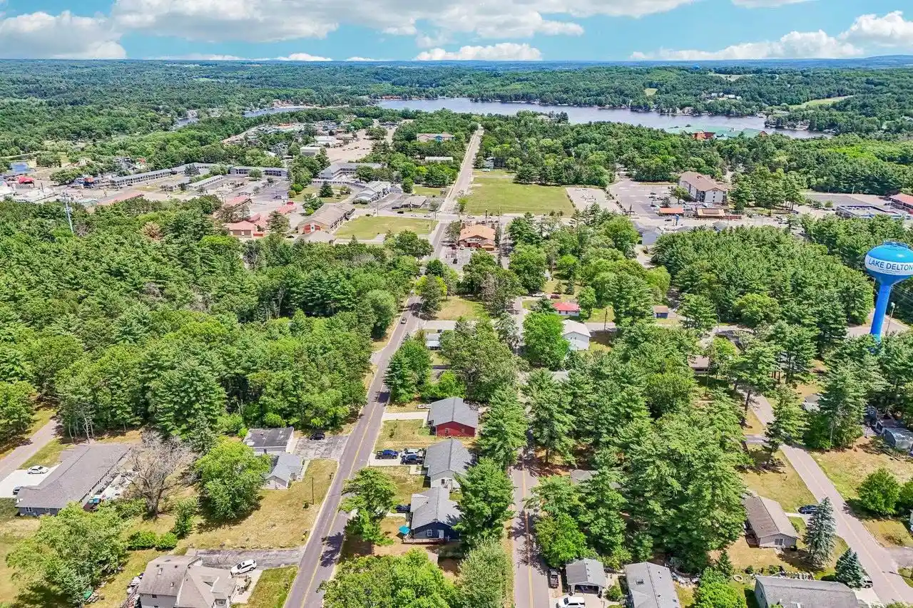 Photo 4 of Land for sale at 940 Parkway Dr Dr, Wisconsin Dells, WI 53965 | MLS# 2025794 | Listing updated on 2026-10-09