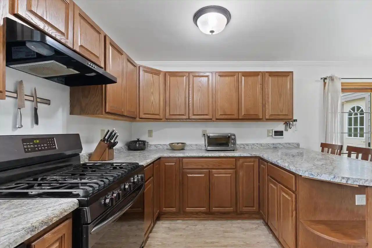 3rd image of W244N4501 Swan Road Road, Pewaukee, WI 53072 | MLS# 1967243
