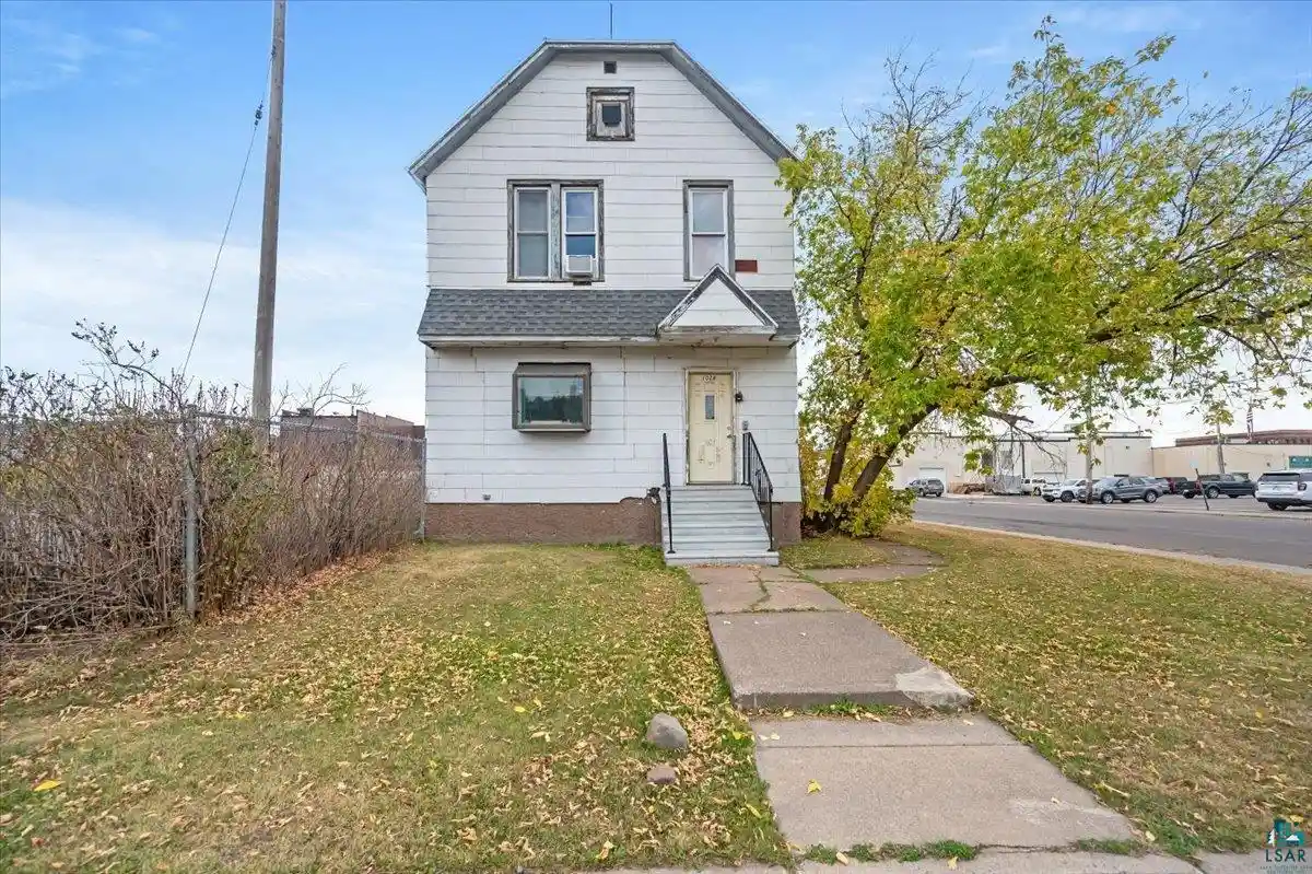 1st image of 1028 Banks Ave Ave, Superior, WI 54880 | MLS# 6126043