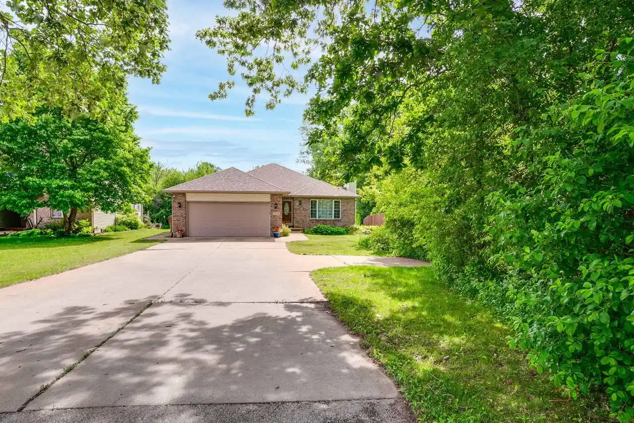 1st image of 10059 Sheridan Road Road, Pleasant Prairie, WI 53158 | MLS# 1967283