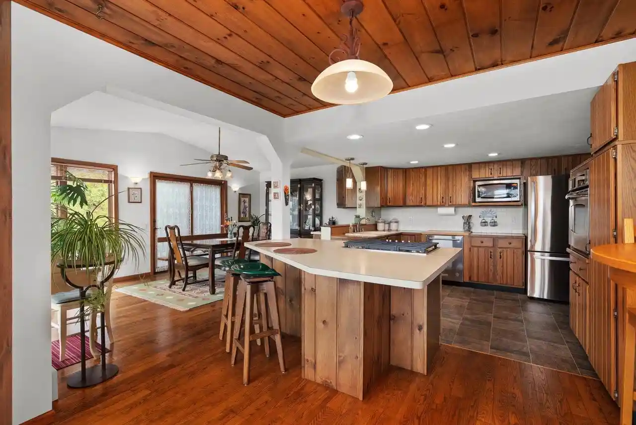 5th image of 6460 Cooke Road Road, Mazomanie, WI 53560 | MLS# 2025826