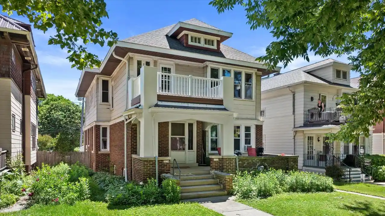 Photo 1 of Multi family home for sale at 3932 N Maryland Avenue Avenue #3934, Milwaukee, WI 53211 | MLS# 1967299 | Listing updated on 2026-09-12