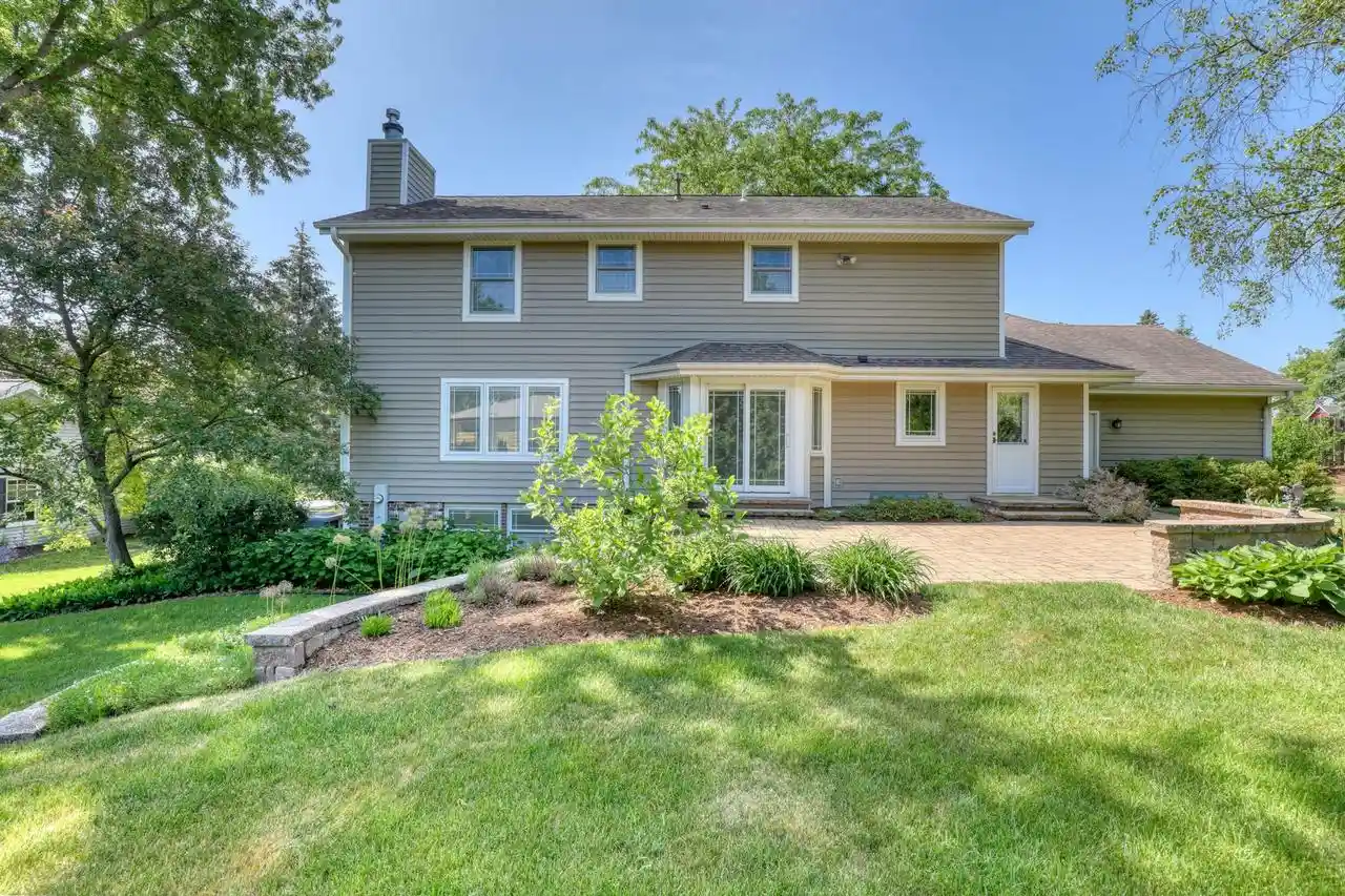 Homes for sale in Cedarburg, WI | N106W7580 Chatham Street Street, Cedarburg, WI 53012 | MLS# 1967332