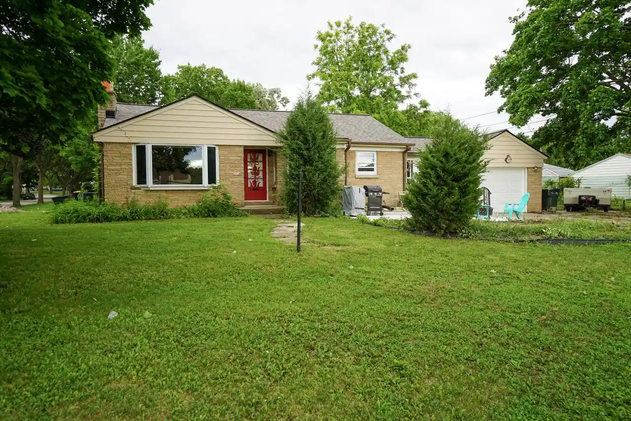 1st image of 2914 S 76th Street Street, West Allis, WI 53219 | MLS# 1967338