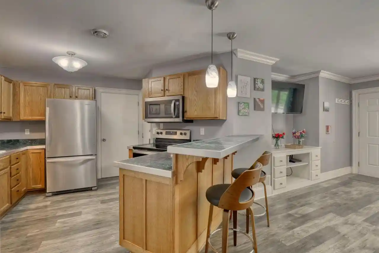 Homes for sale in Slinger, WI | 200 James Street Street #F, Slinger, WI 53086 | MLS# 1967357