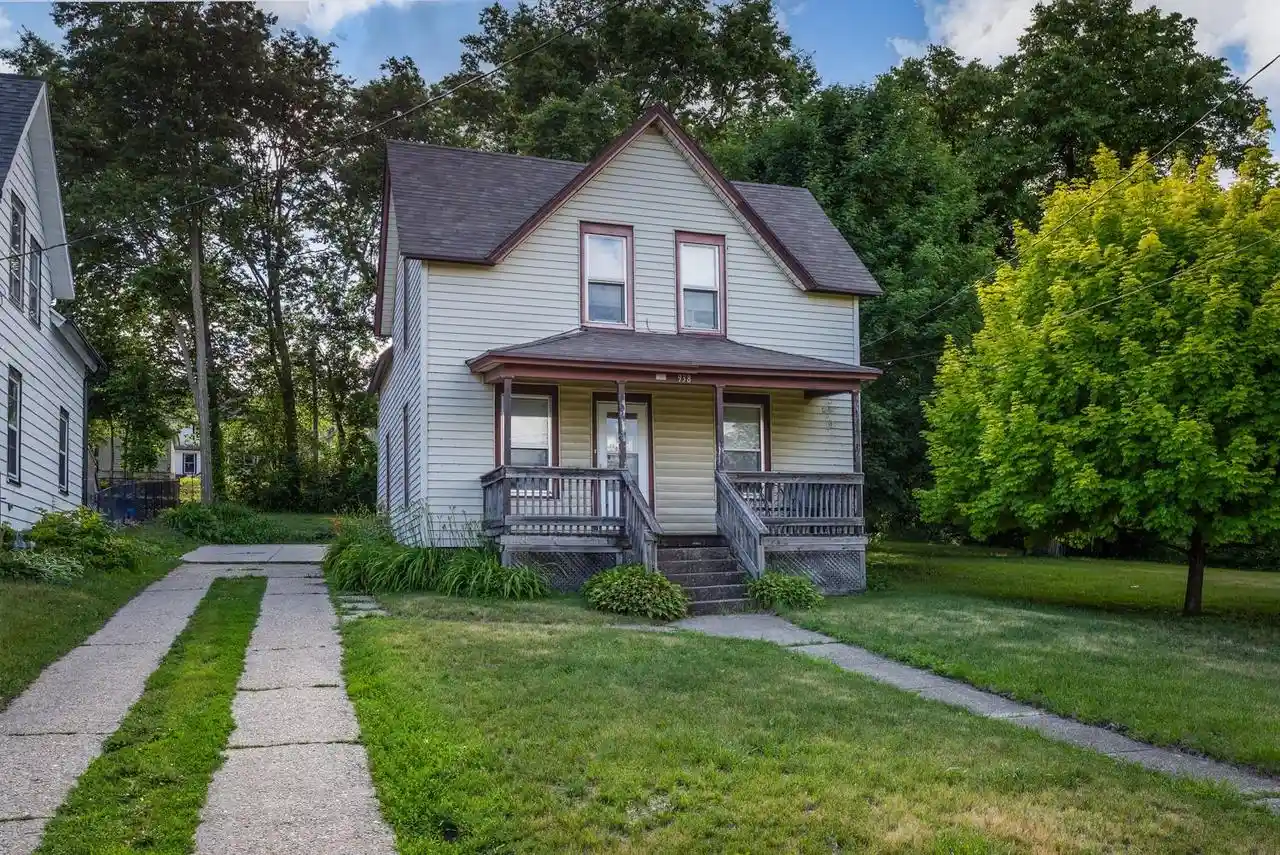 Homes for sale in Beloit, WI | 938 5th Street Street, Beloit, WI 53511 | MLS# 2025848