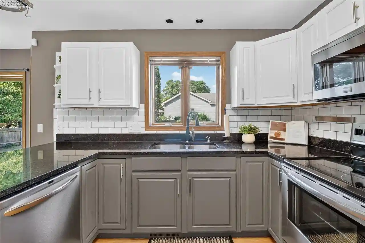2nd image of 7129 Countrywood Lane Lane, Madison, WI 53719 | MLS# 2025852