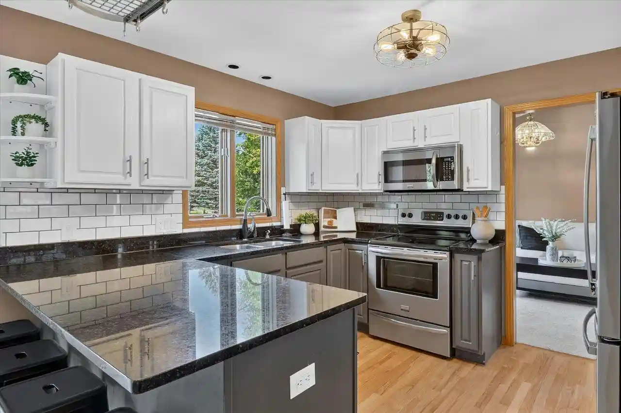 4th image of 7129 Countrywood Lane Lane, Madison, WI 53719 | MLS# 2025852